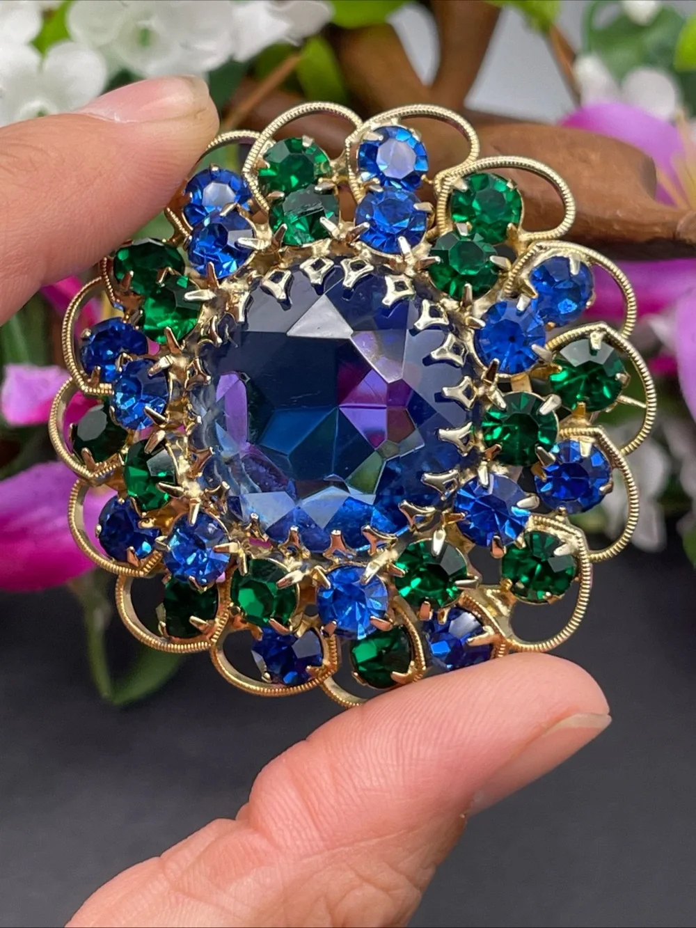 Rhinestone and metal scroll work brooch vintage